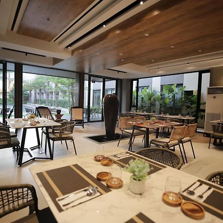 The Maximilian Hotel Cauayan City  外观 照片