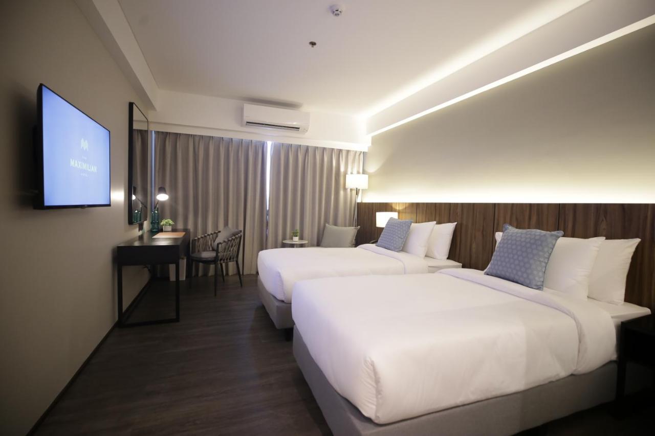 The Maximilian Hotel Cauayan City  外观 照片